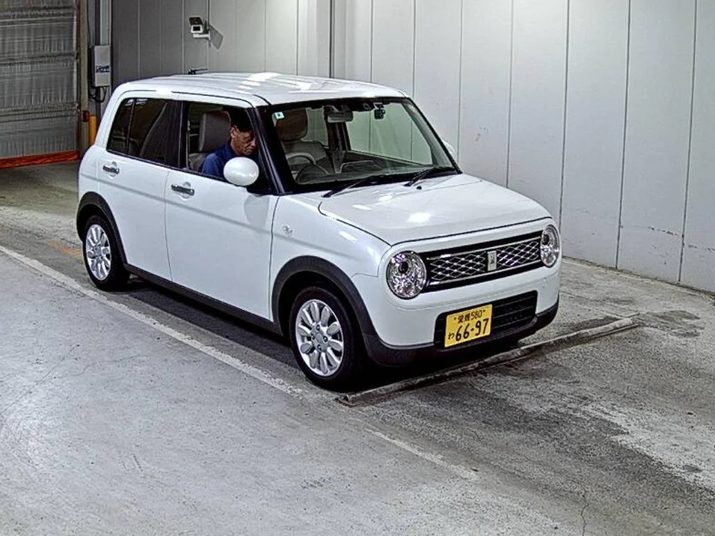 Suzuki Alto Lapin HE33S 2023